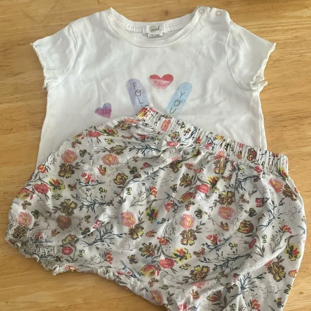 Saks fifth Baby Girl's 2-Piece Peace Sign T-Shirt & Floral Harem Pants Set